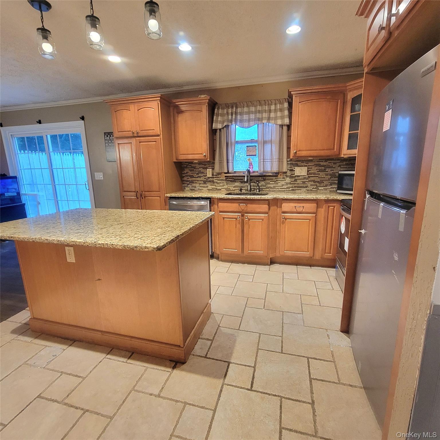 13 Lakeview Drive – For Sale photo 4