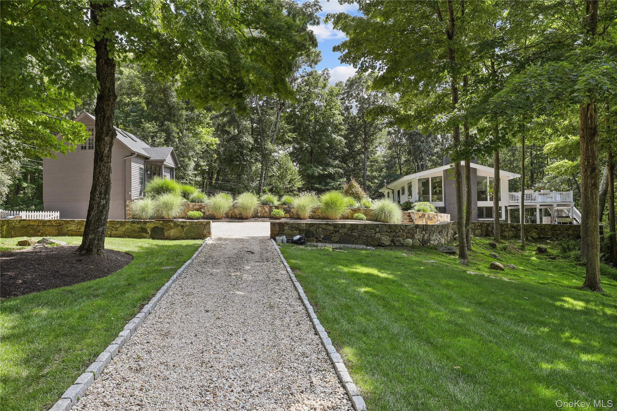 39 Lower Shad Road – For Sale