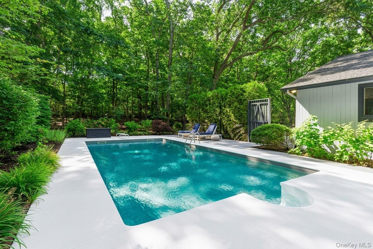 2723 Deerfield Road – For Sale photo 28