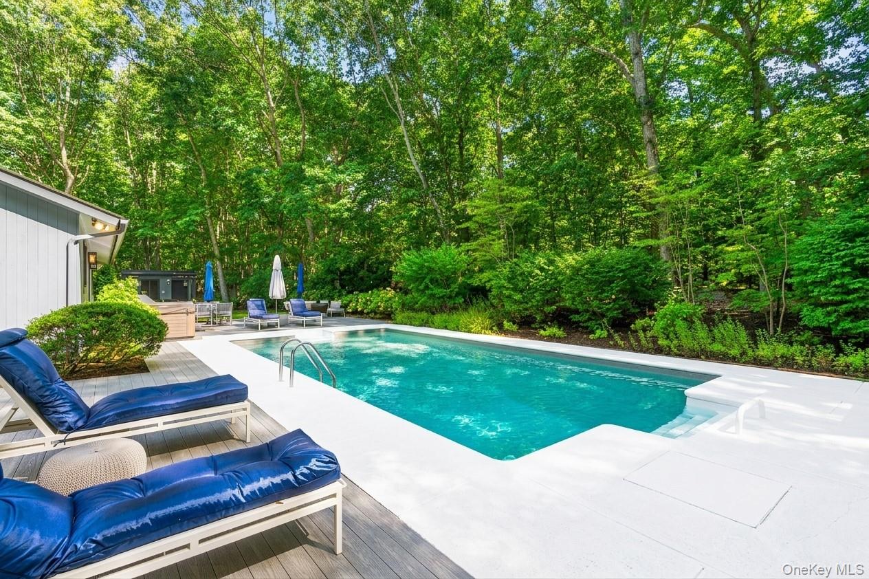 2723 Deerfield Road – For Sale photo 20