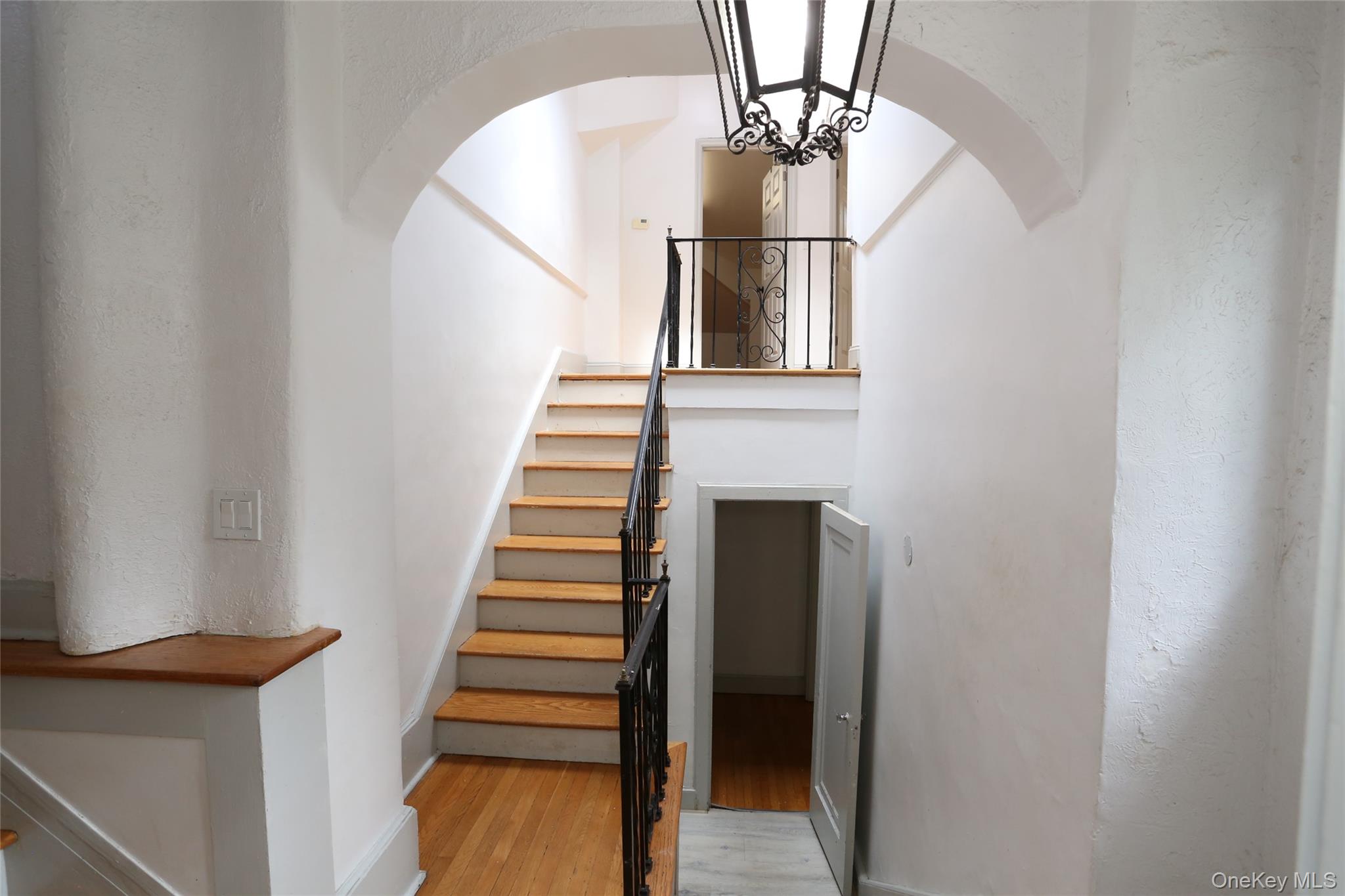 1 Sunset Drive – For Sale photo 20
