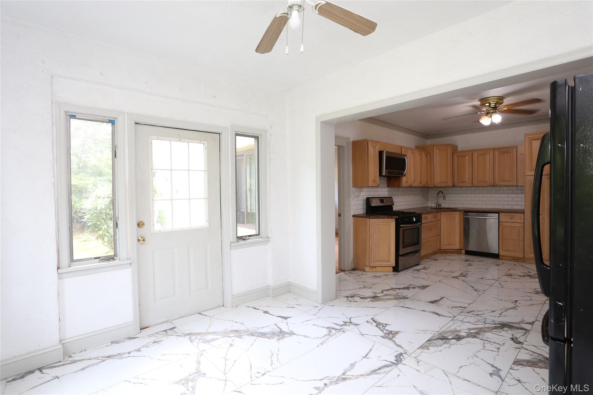 1 Sunset Drive – For Sale photo 10