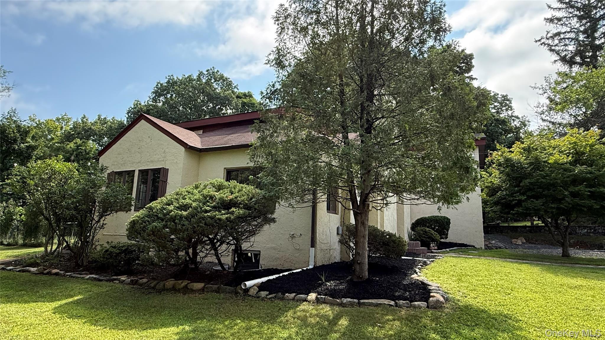 1 Sunset Drive – For Sale photo 7