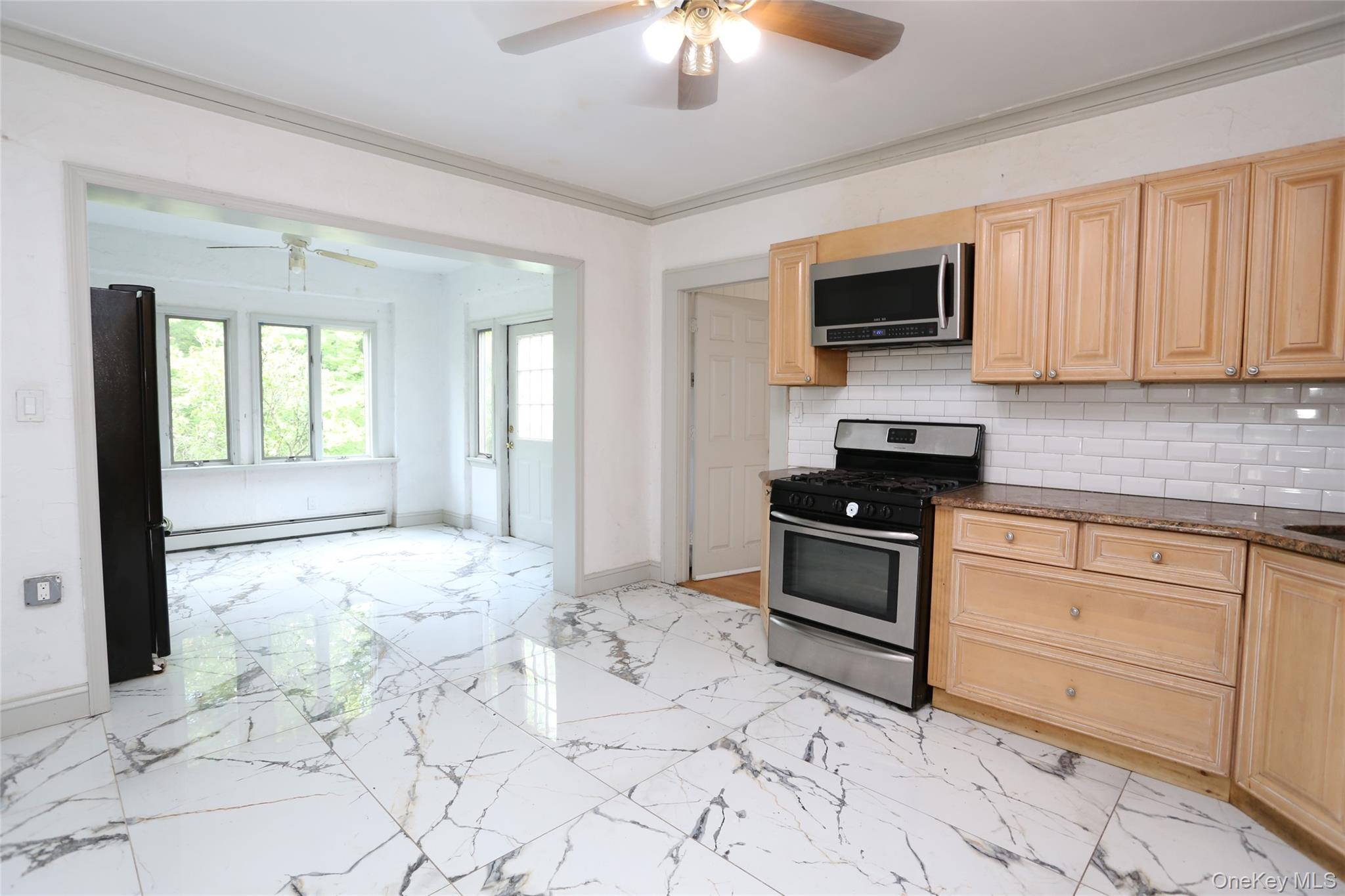 1 Sunset Drive – For Sale photo 12