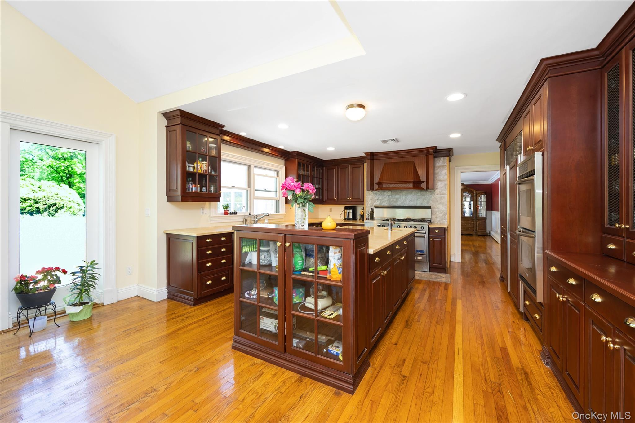 235 Centre Island Road – For Rent photo 7