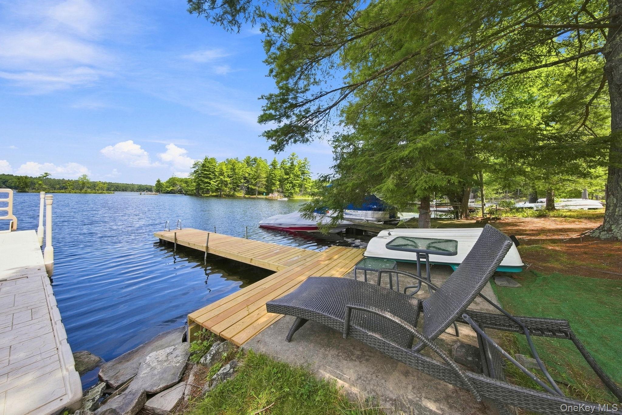 30 Beach – For Sale photo 23