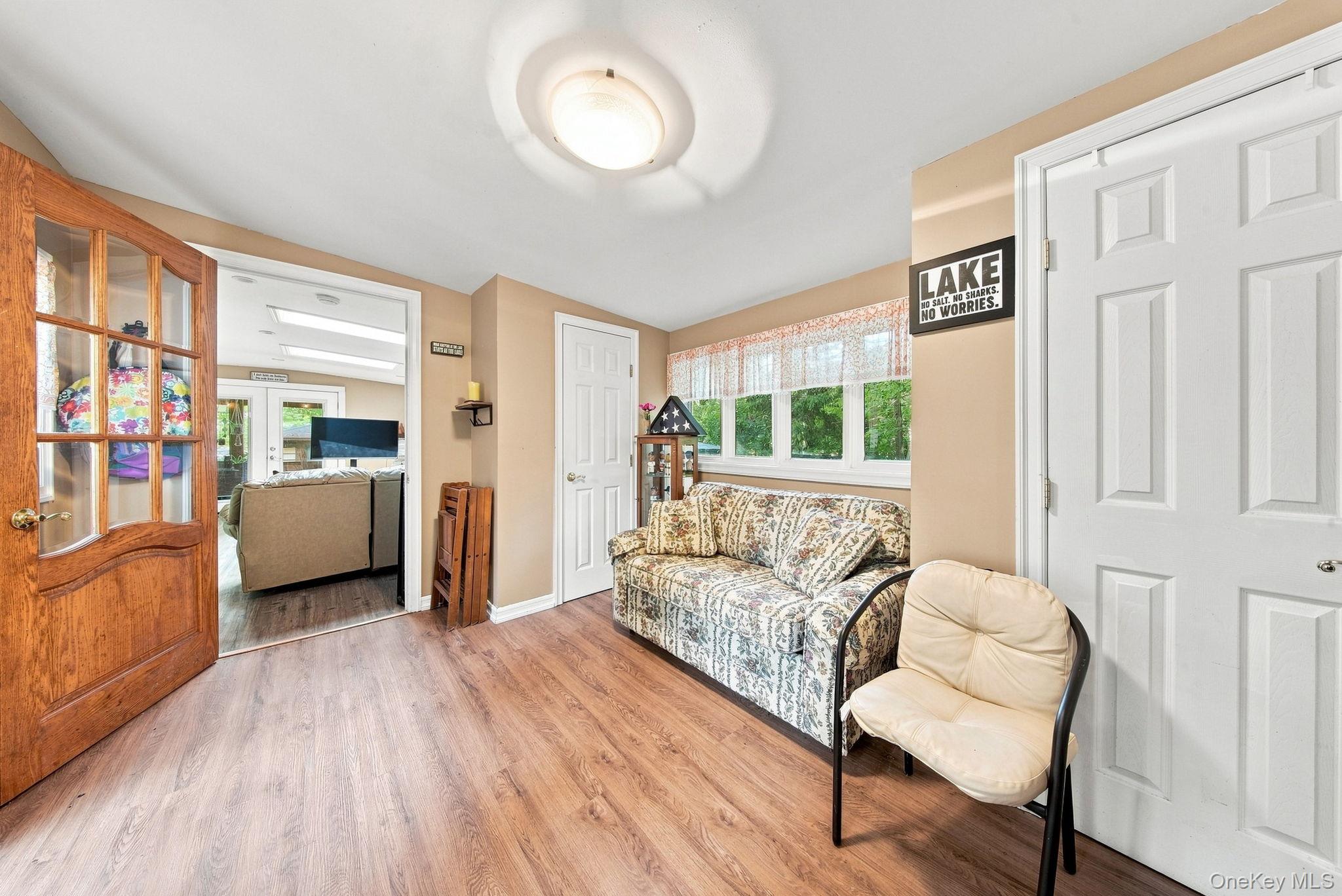 30 Beach – For Sale photo 9