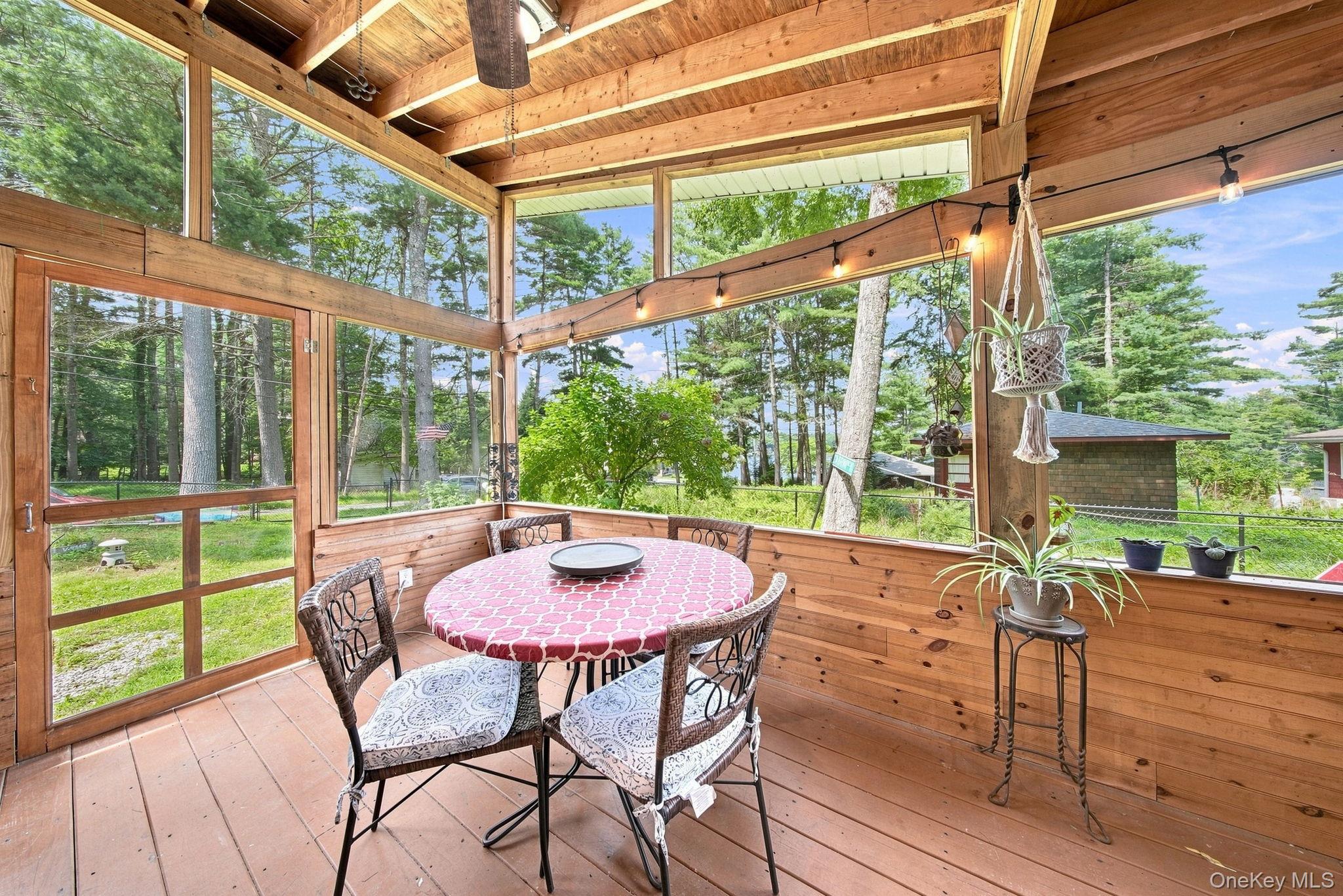 30 Beach – For Sale photo 6