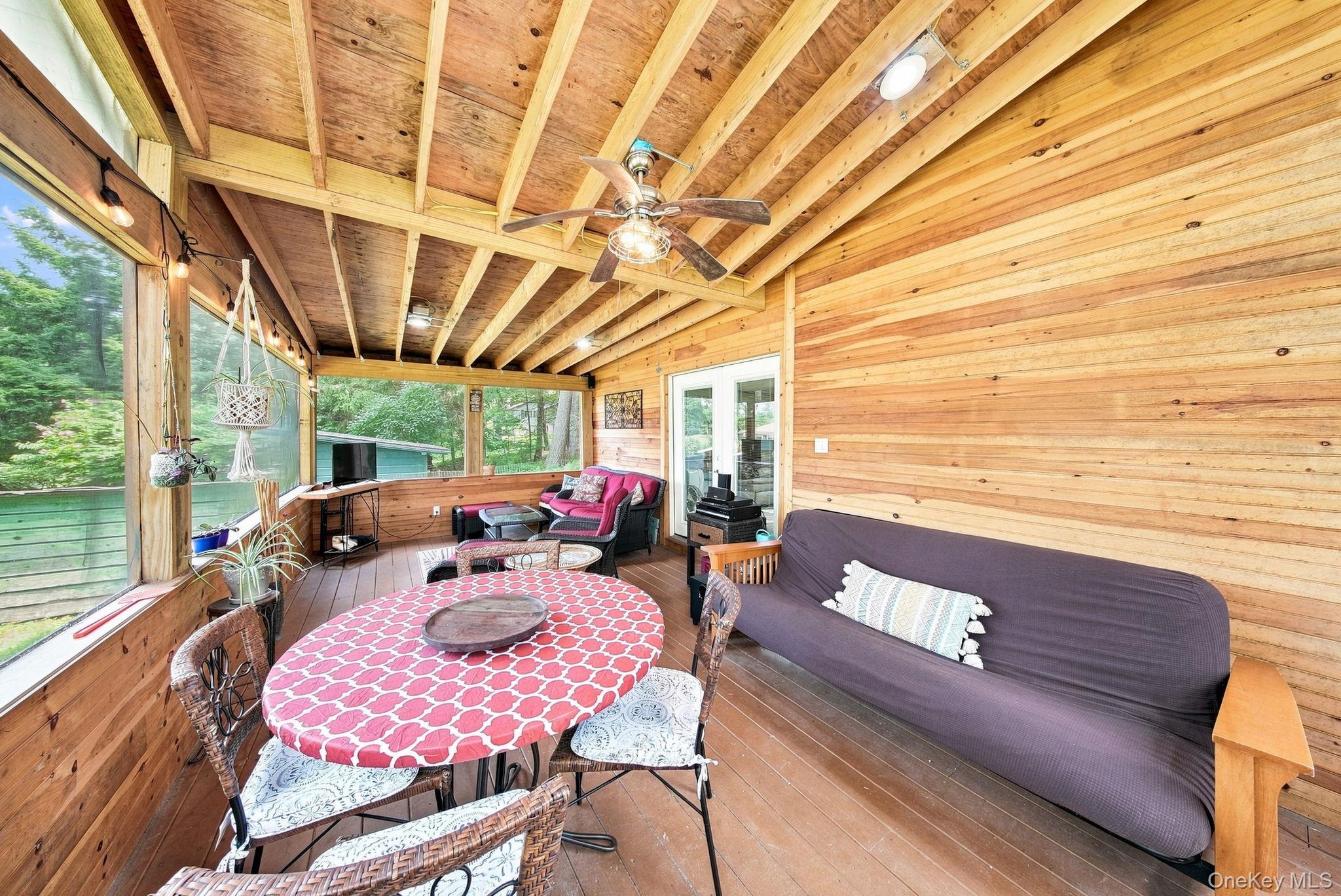 30 Beach – For Sale photo 19