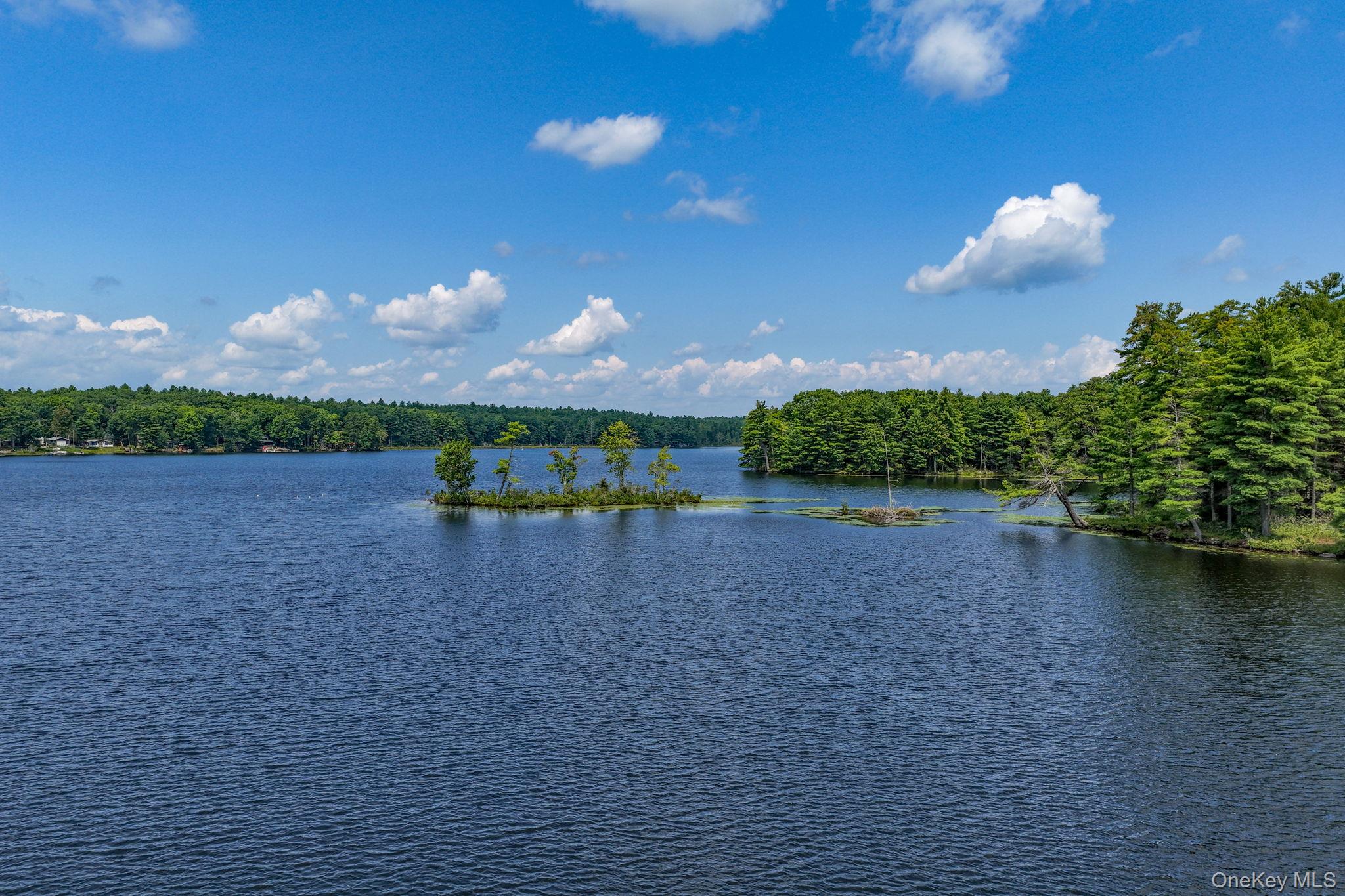 30 Beach – For Sale photo 33