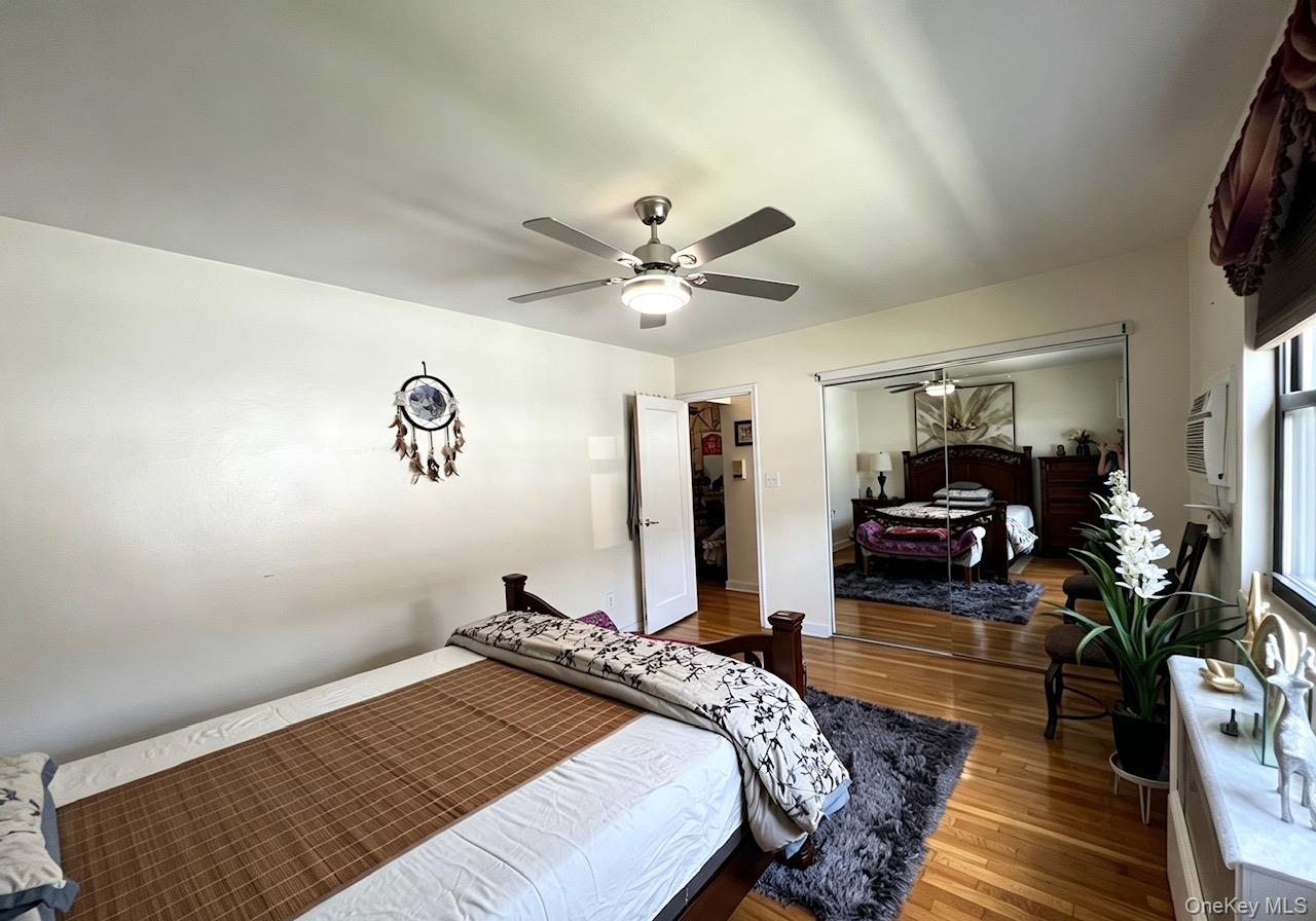 69-12 138th Street, Unit B photo 5