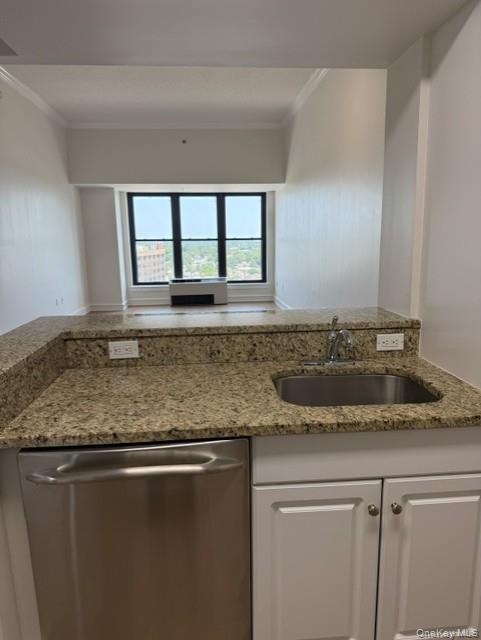 100 New Roc City Place, Unit 317 photo 8