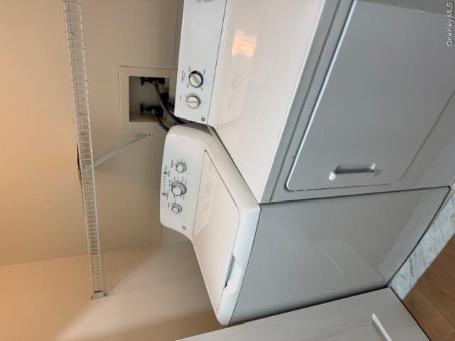 100 New Roc City Place, Unit 317 photo 13