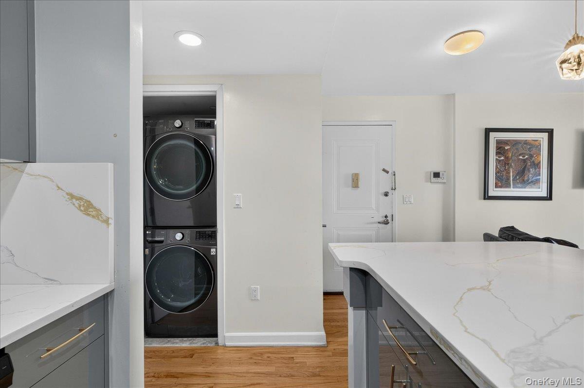 775 Lafayette Avenue, Unit 8E photo 7