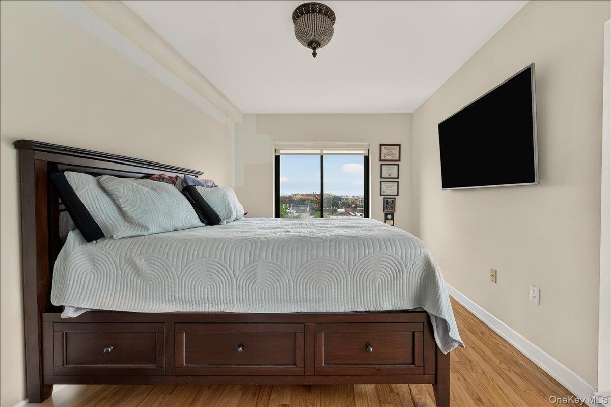 775 Lafayette Avenue, Unit 8E photo 11