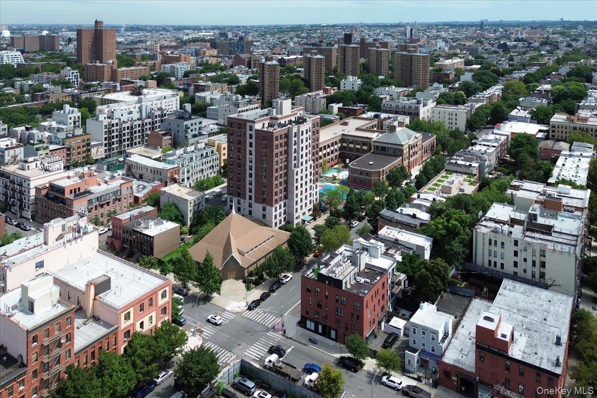 775 Lafayette Avenue, Unit 8E photo 22