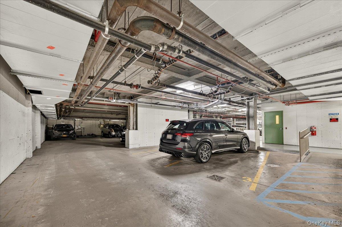 775 Lafayette Avenue, Unit 8E photo 19