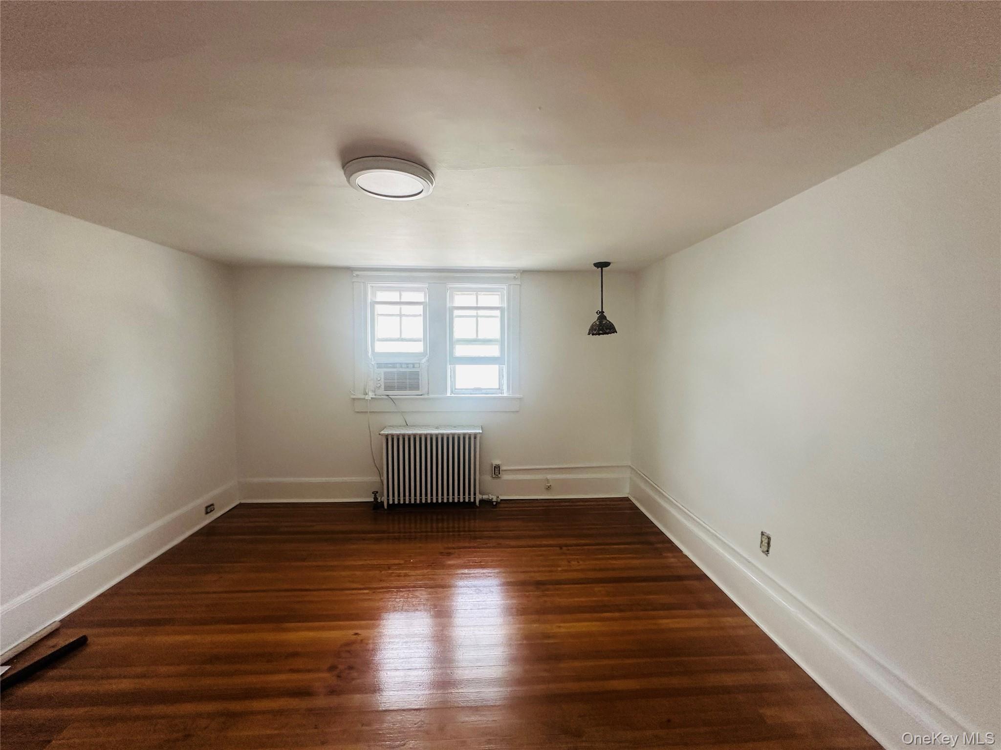 12 Cliff Street, Unit 2 photo 3