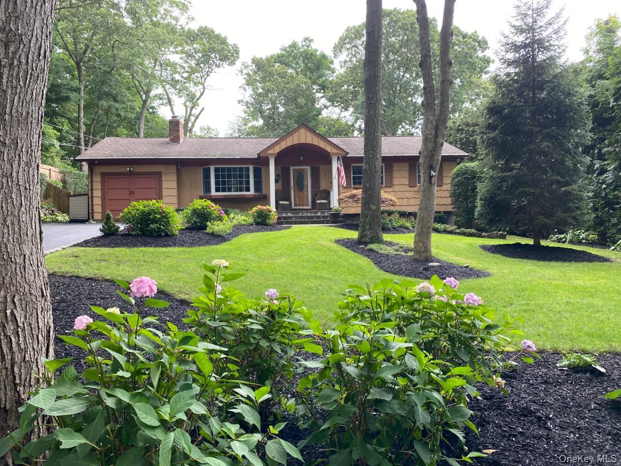 10 George Hill Road – For Sale
