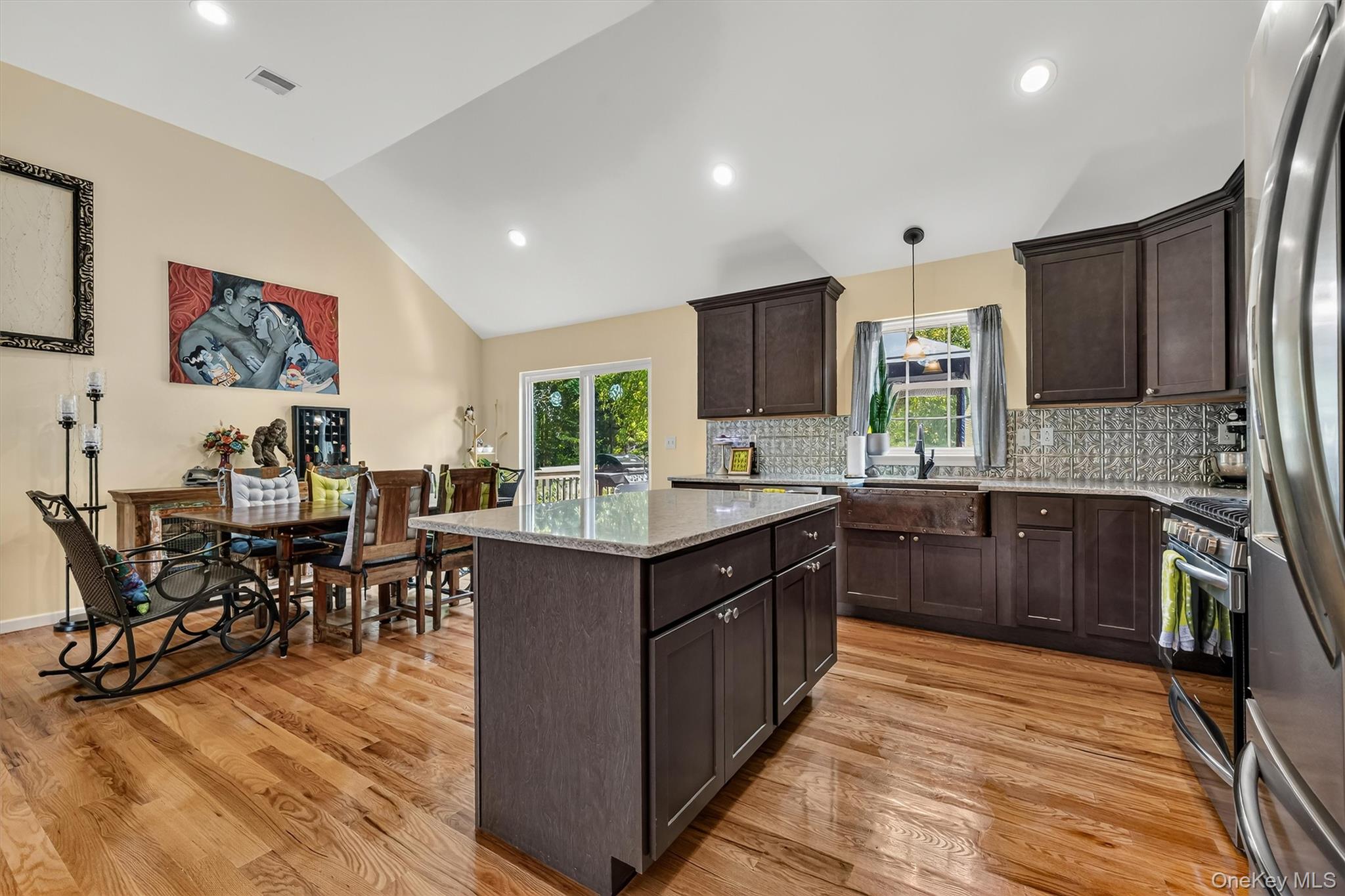 1 Bell Way – For Sale photo 34