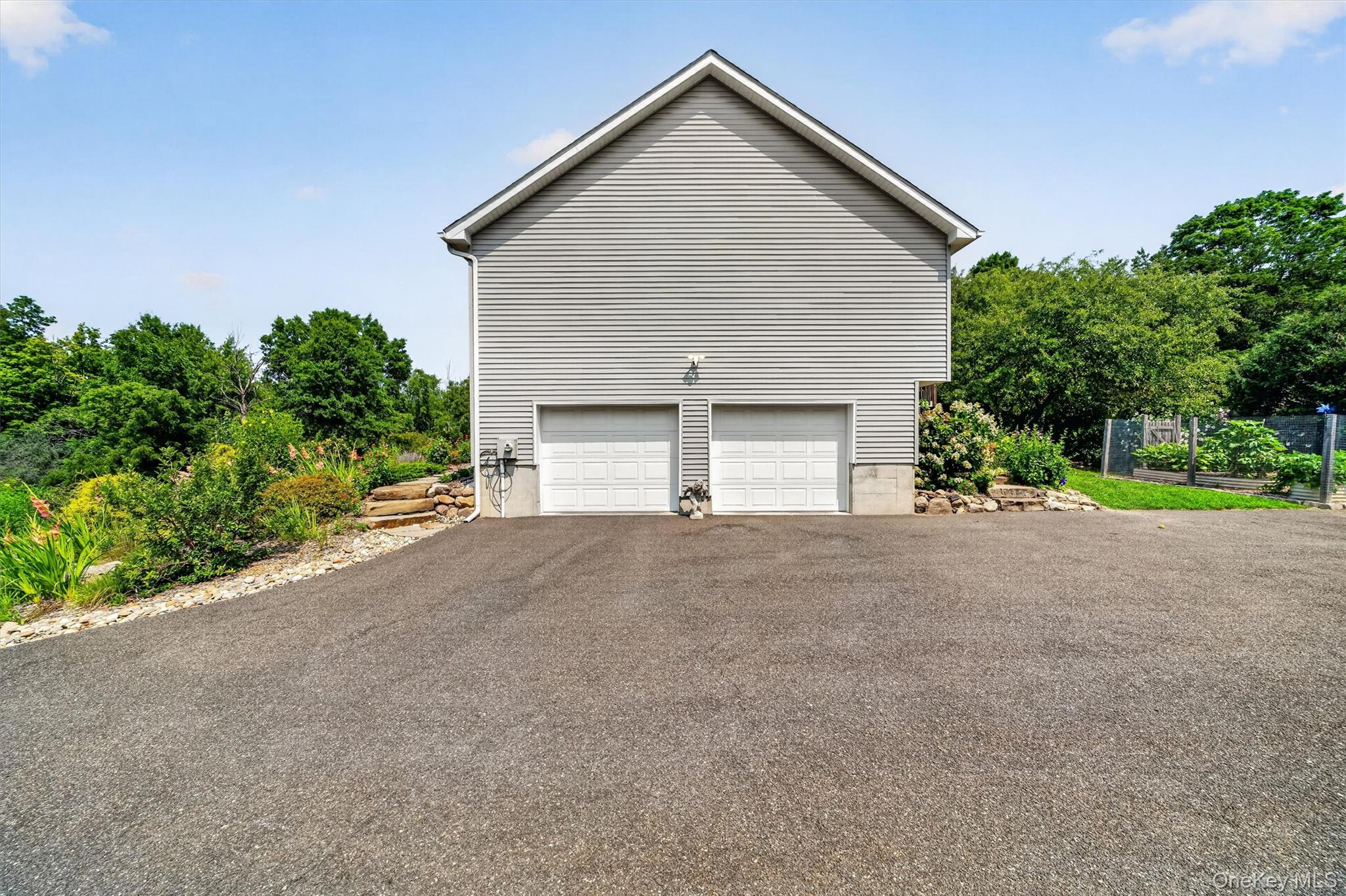 1 Bell Way – For Sale photo 24