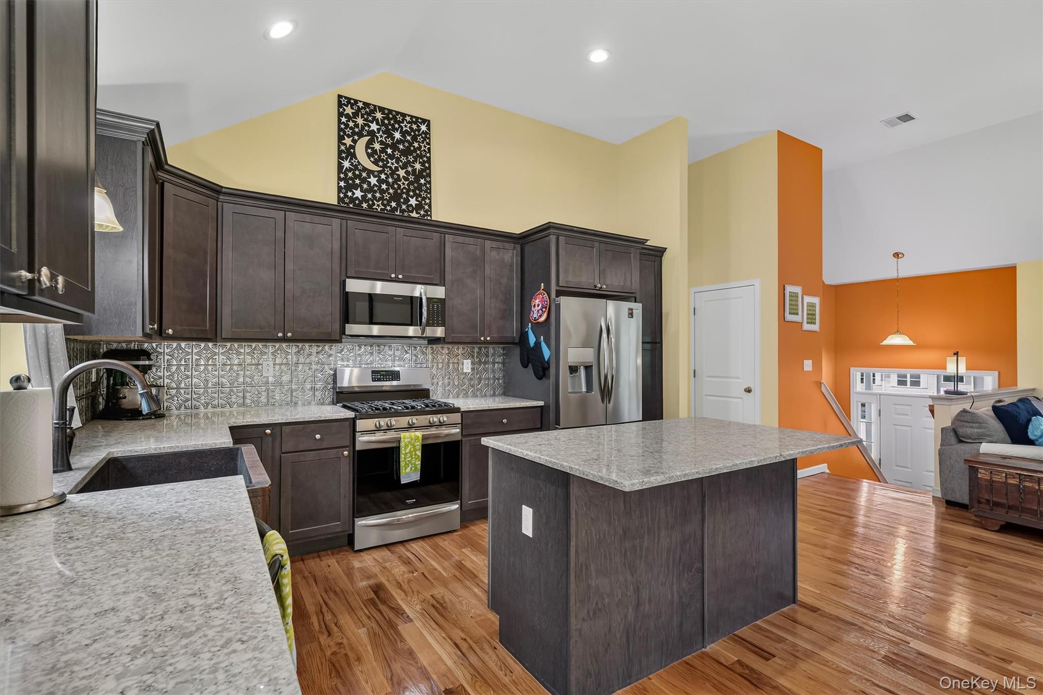 1 Bell Way – For Sale photo 18