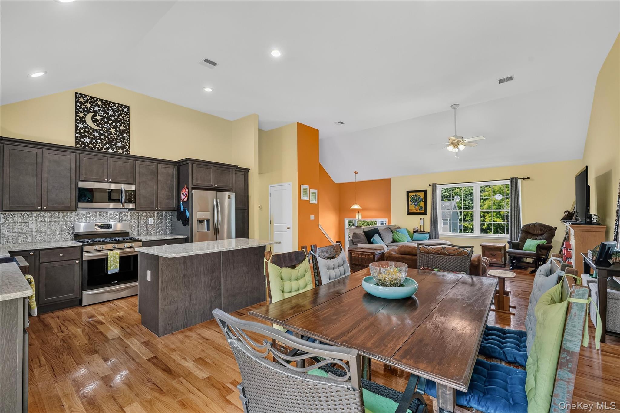 1 Bell Way – For Sale photo 14
