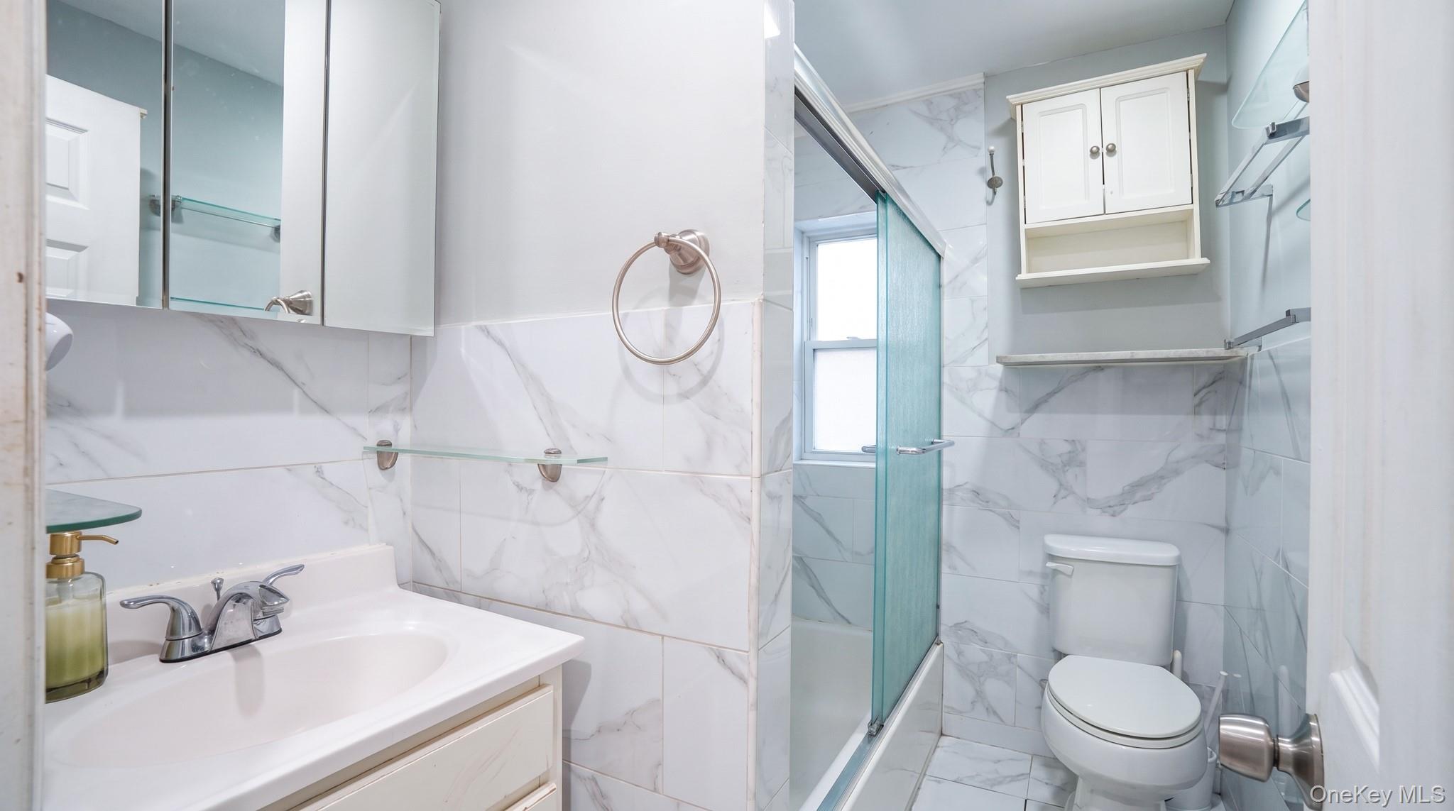 6932 Gouverneur Avenue – For Sale photo 21