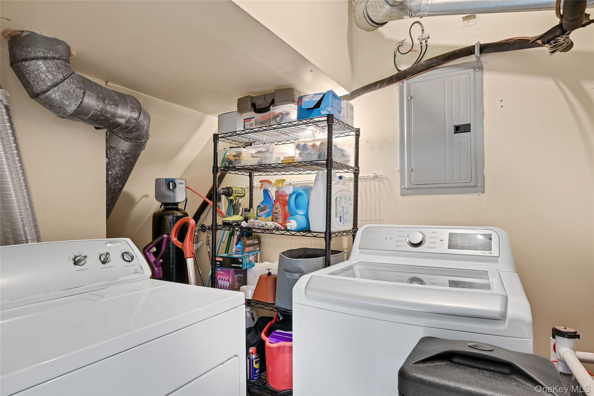 255 Heritage Lane – For Sale photo 8