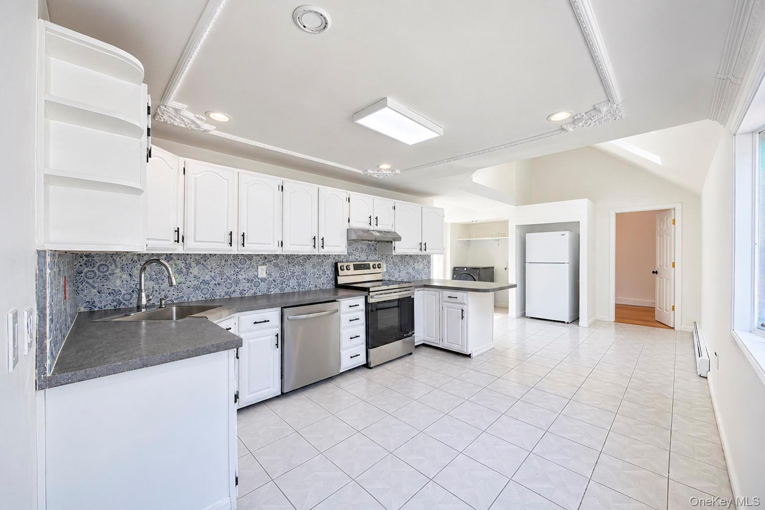 36 Fifty Acre Road S – For Sale photo 12
