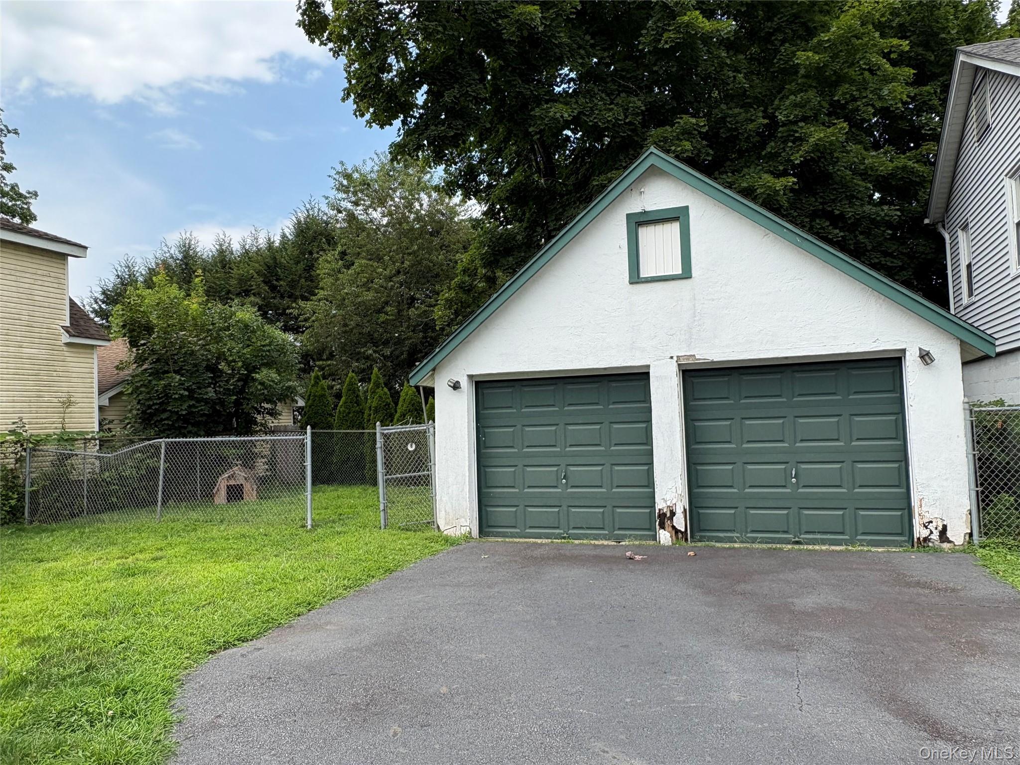 17 Sheridan Avenue – For Sale photo 6
