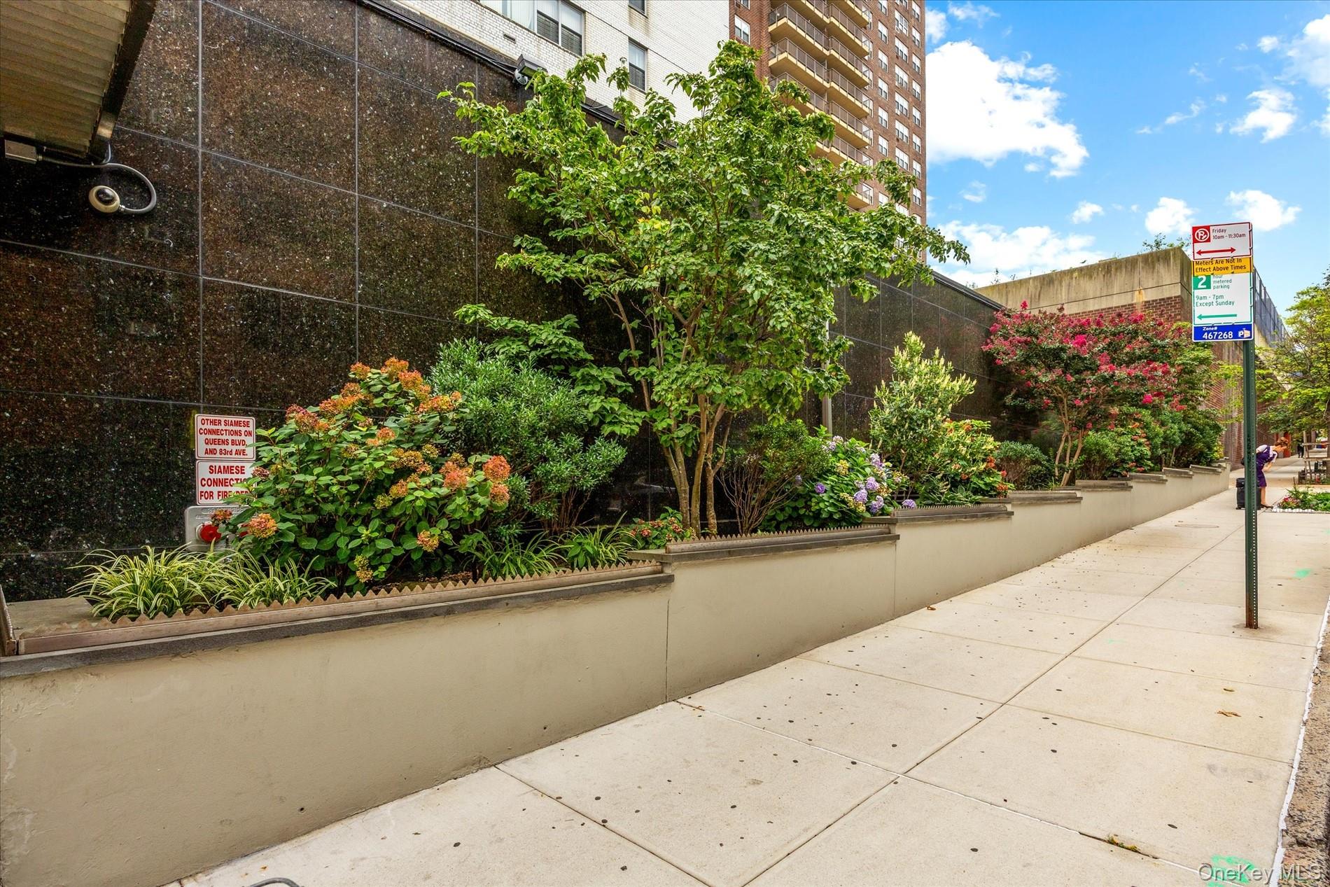 125-10 Queens Boulevard, Unit 716 photo 3