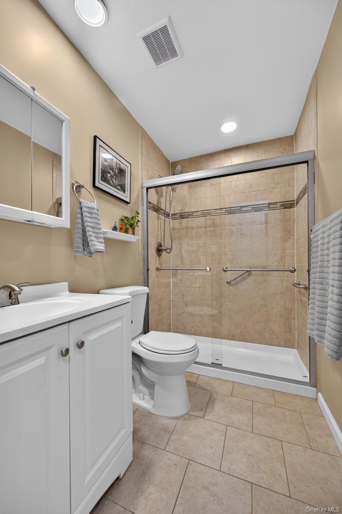2 Anchorage Lane, Unit 5A photo 18