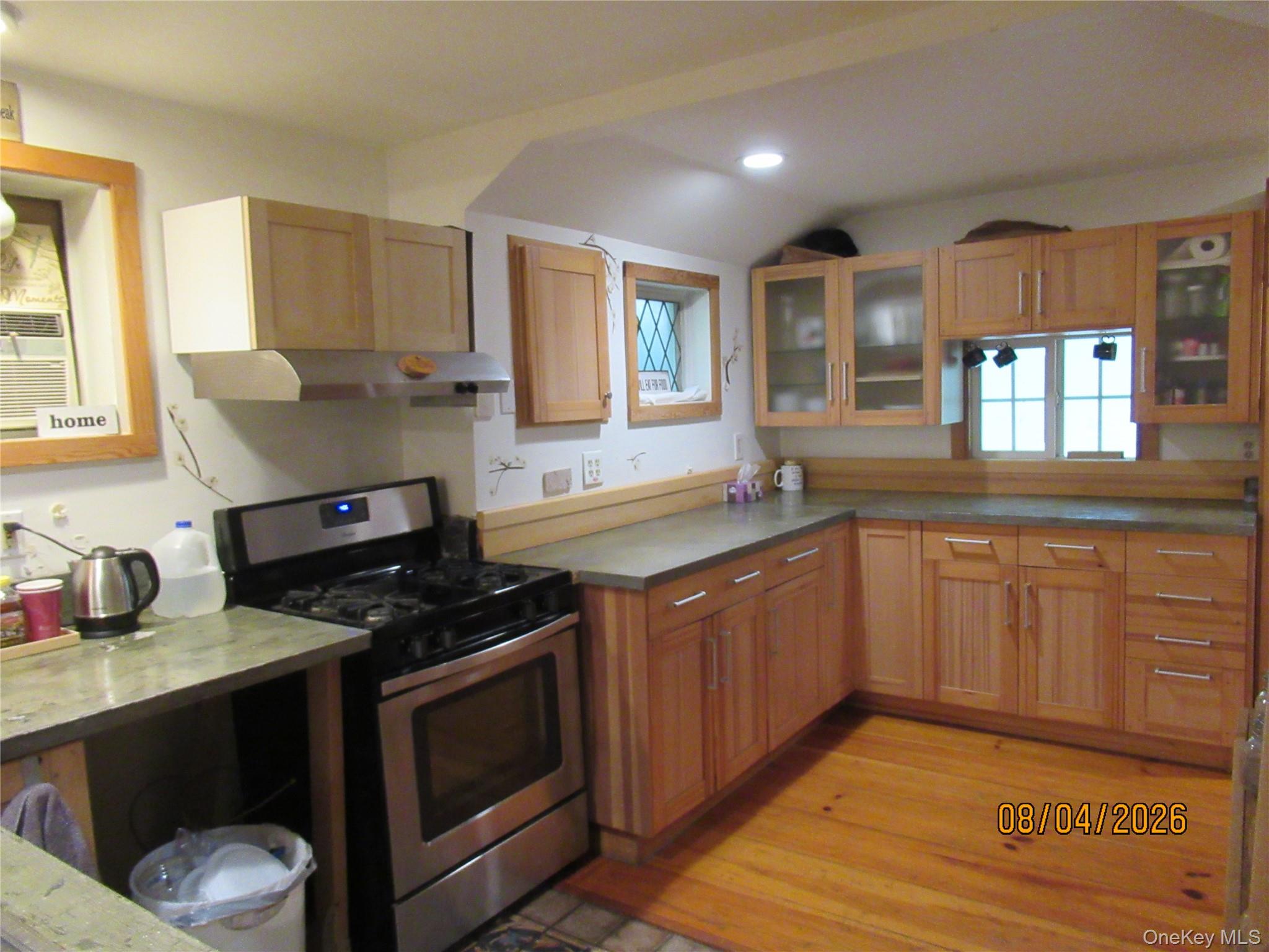 463 Mountain Road – For Rent photo 4