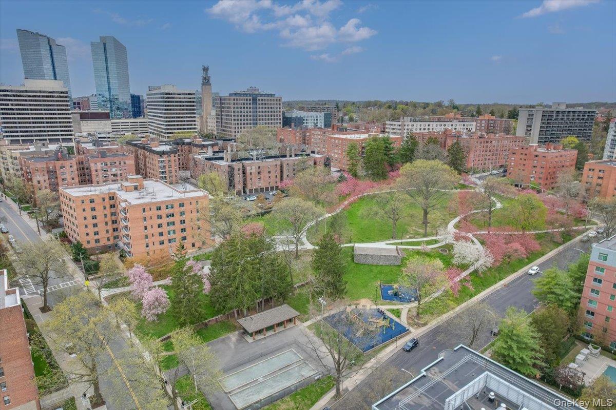 16 Lake Street, Unit 7K photo 24