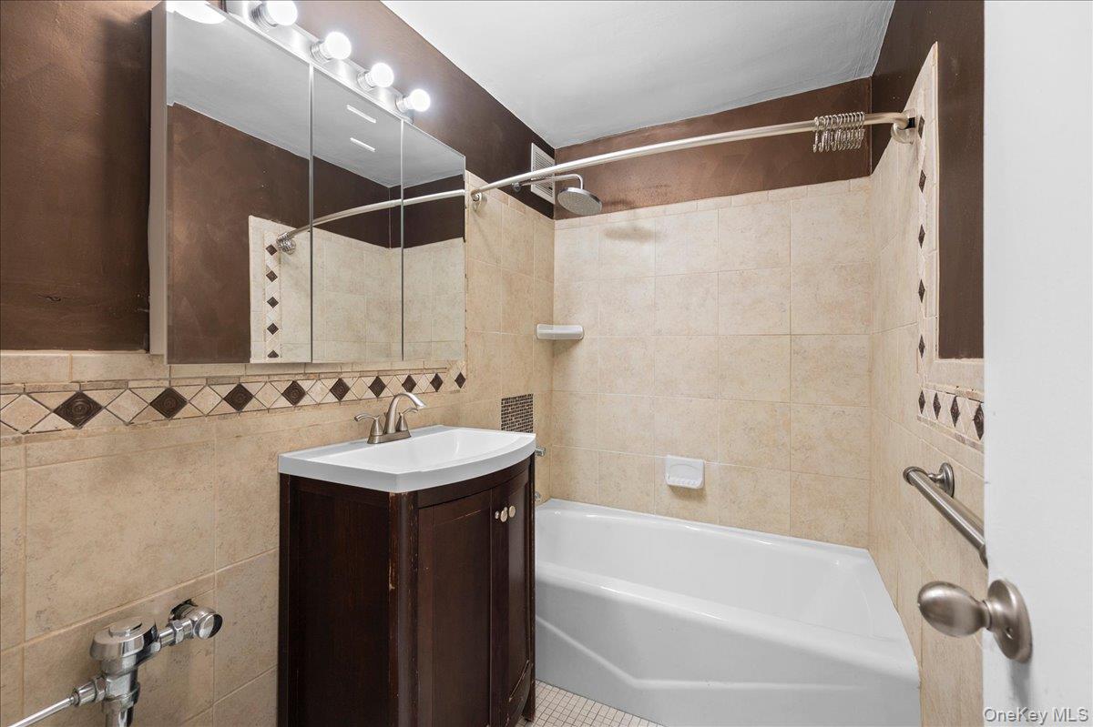16 Lake Street, Unit 7K photo 17