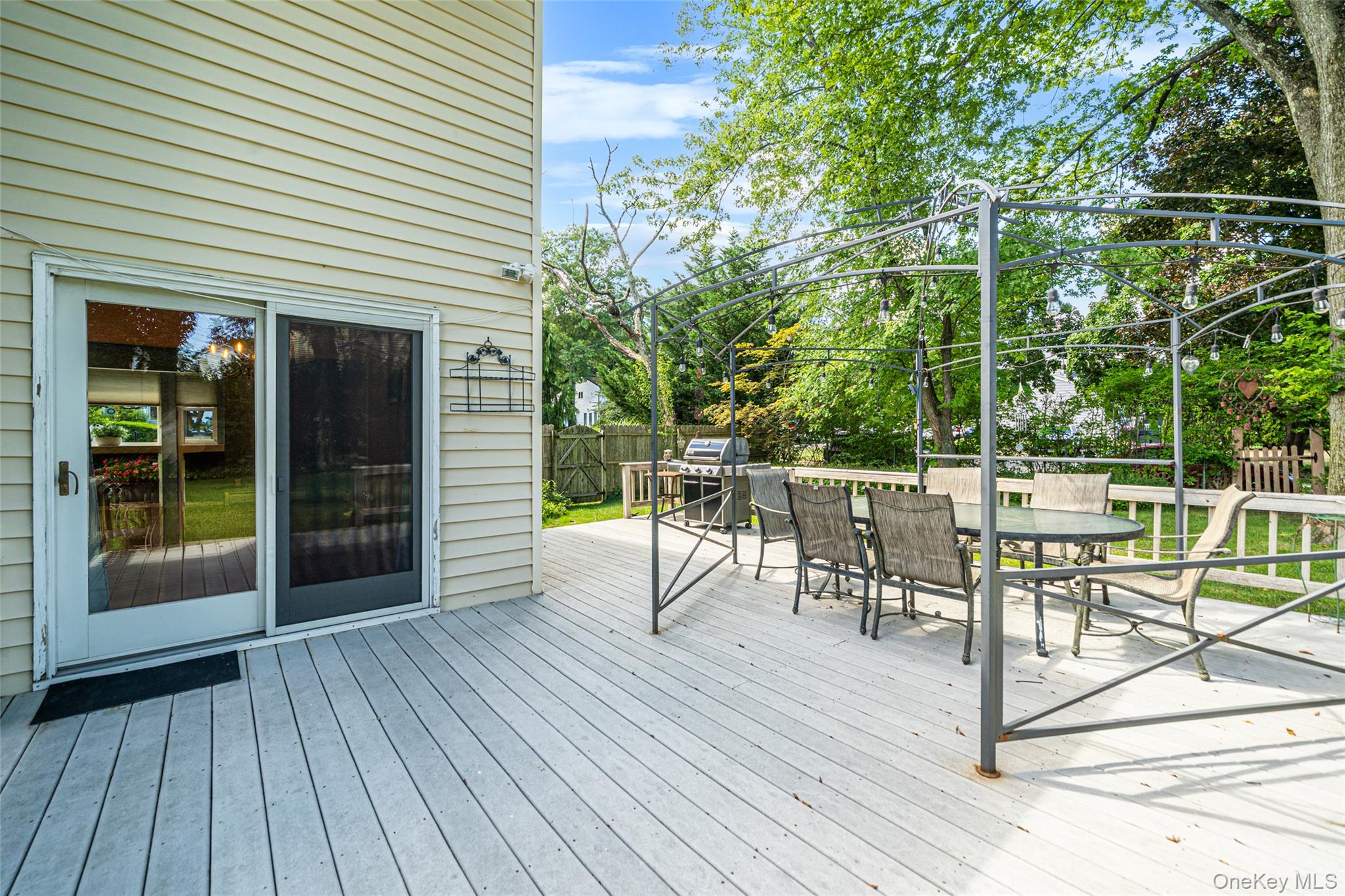 10 Foothill Lane – For Sale photo 33
