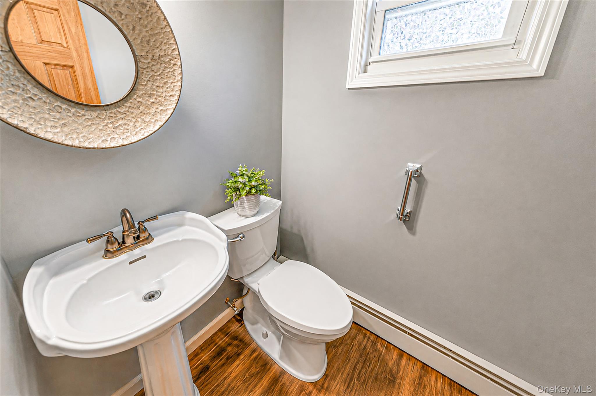10 Foothill Lane – For Sale photo 13