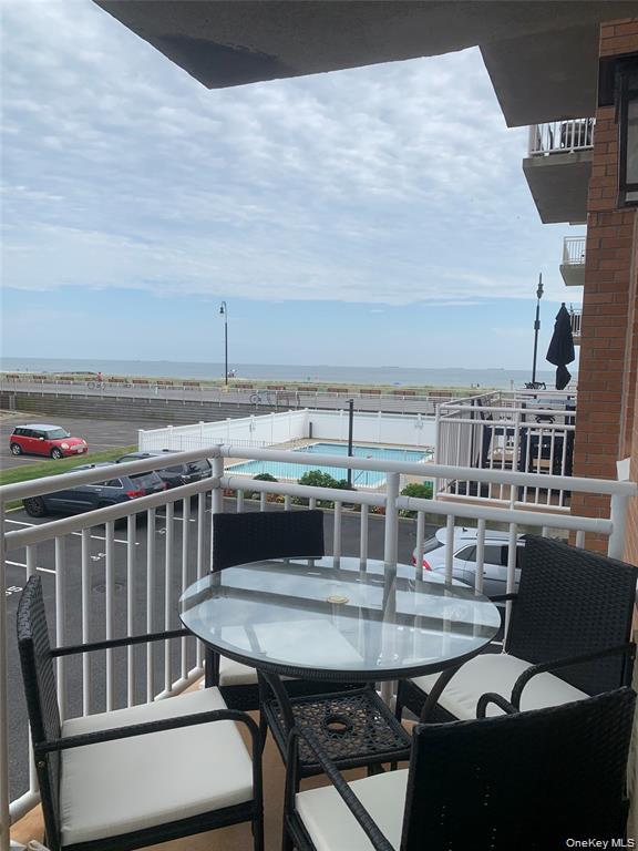 780 W Broadway, Unit 2D photo 14