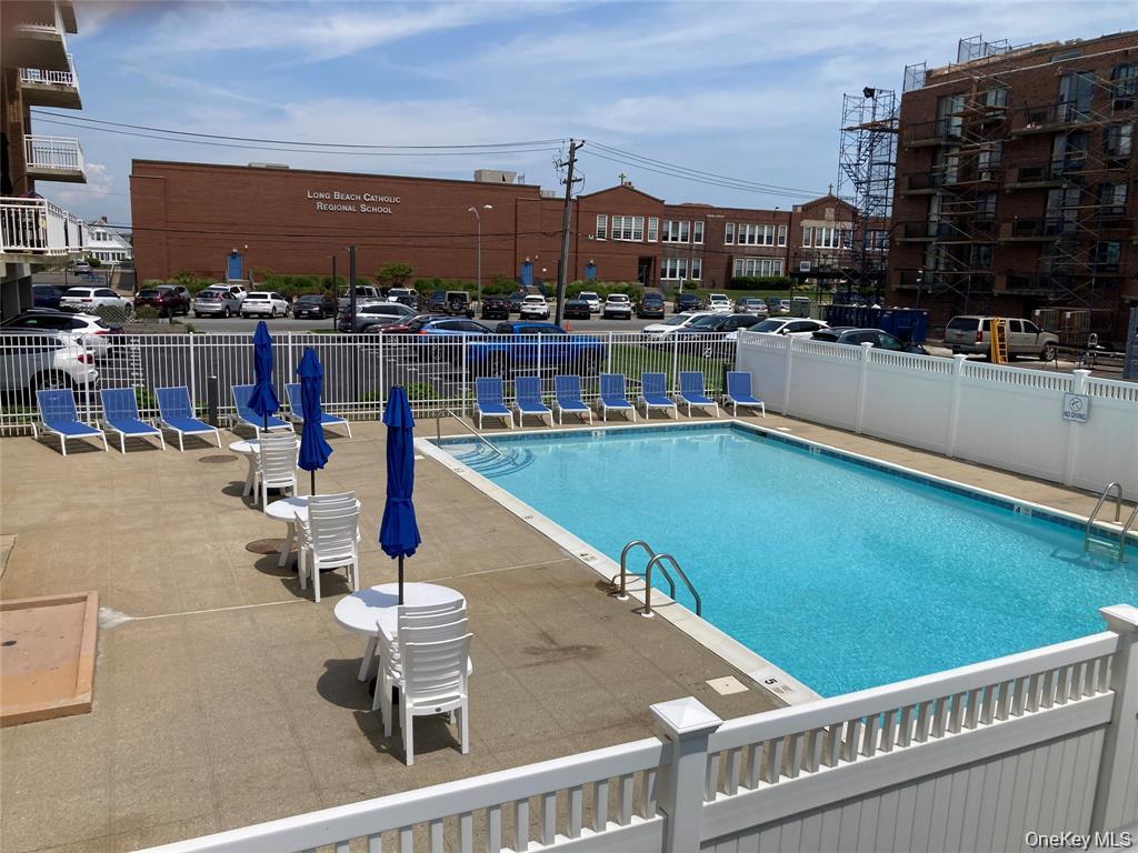 780 W Broadway, Unit 2D photo 20