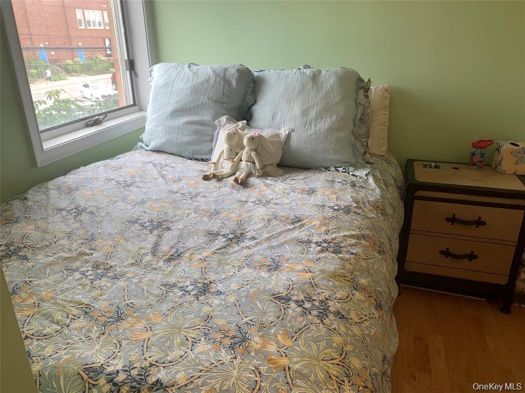780 W Broadway, Unit 2D photo 9
