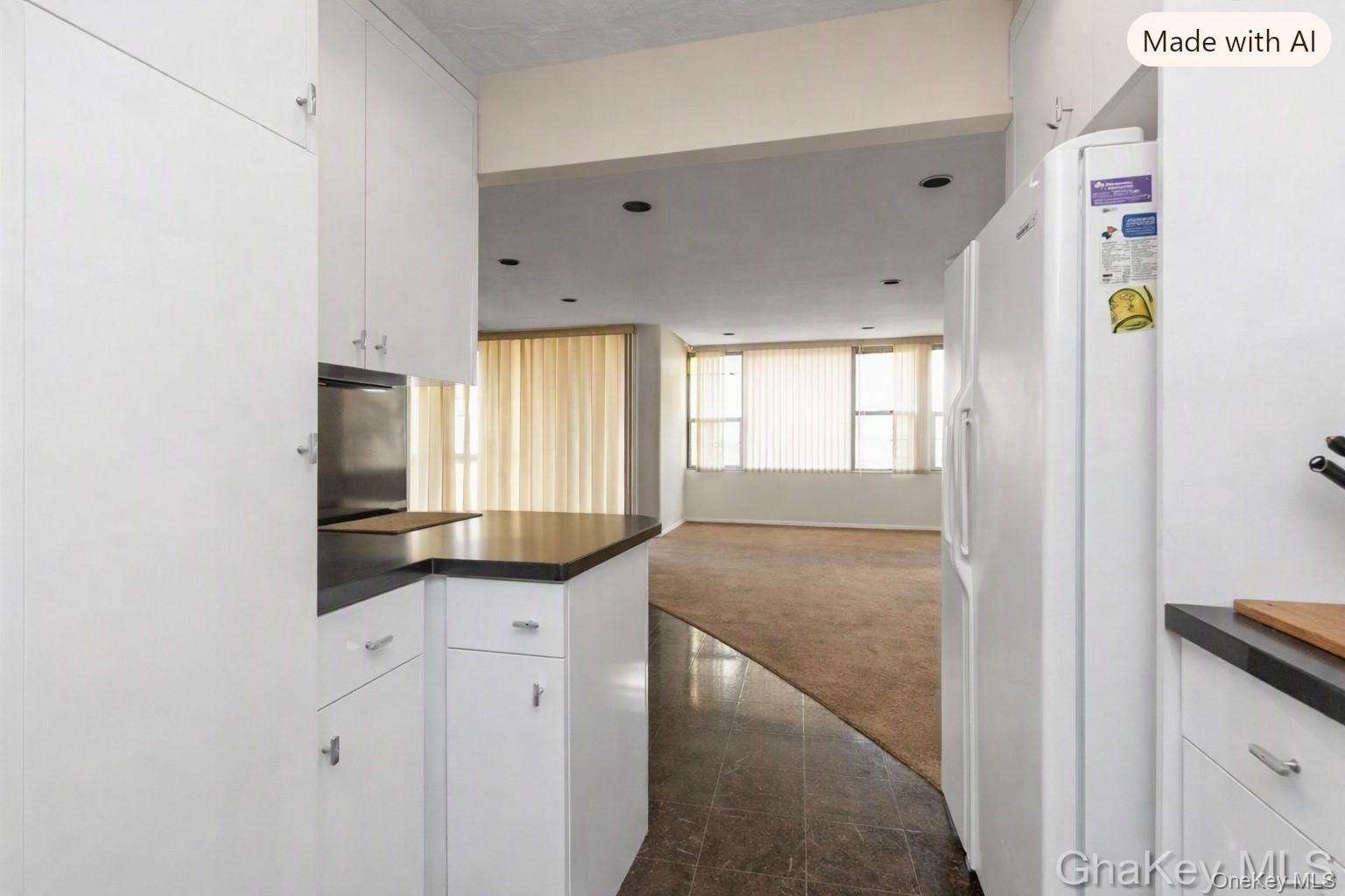 162-30 Powells Cove Boulevard, Unit 2C photo 2