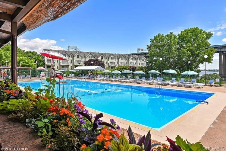 162-30 Powells Cove Boulevard, Unit 2C photo 14