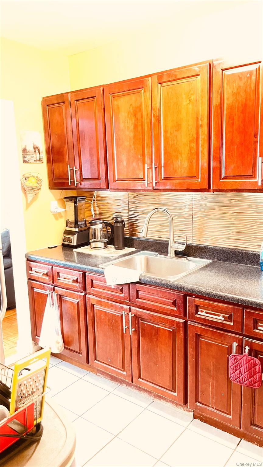 5 Fordham Hill Oval, Unit 14D photo 11