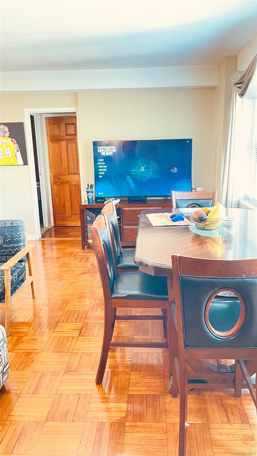 5 Fordham Hill Oval, Unit 14D photo 4