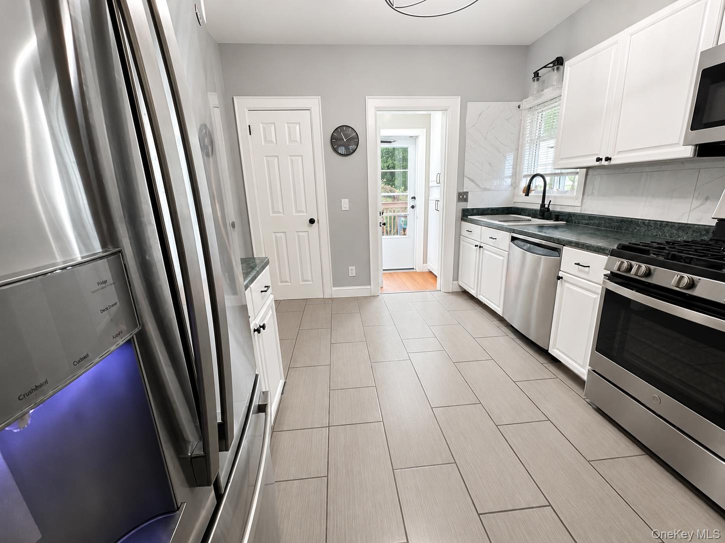312 Bay Street – For Sale photo 6