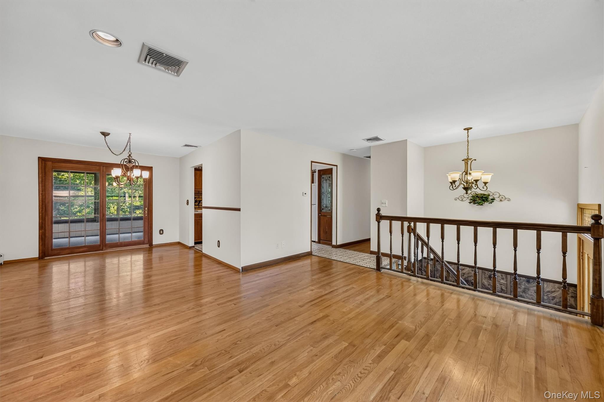 37 Julie Drive – For Sale photo 9