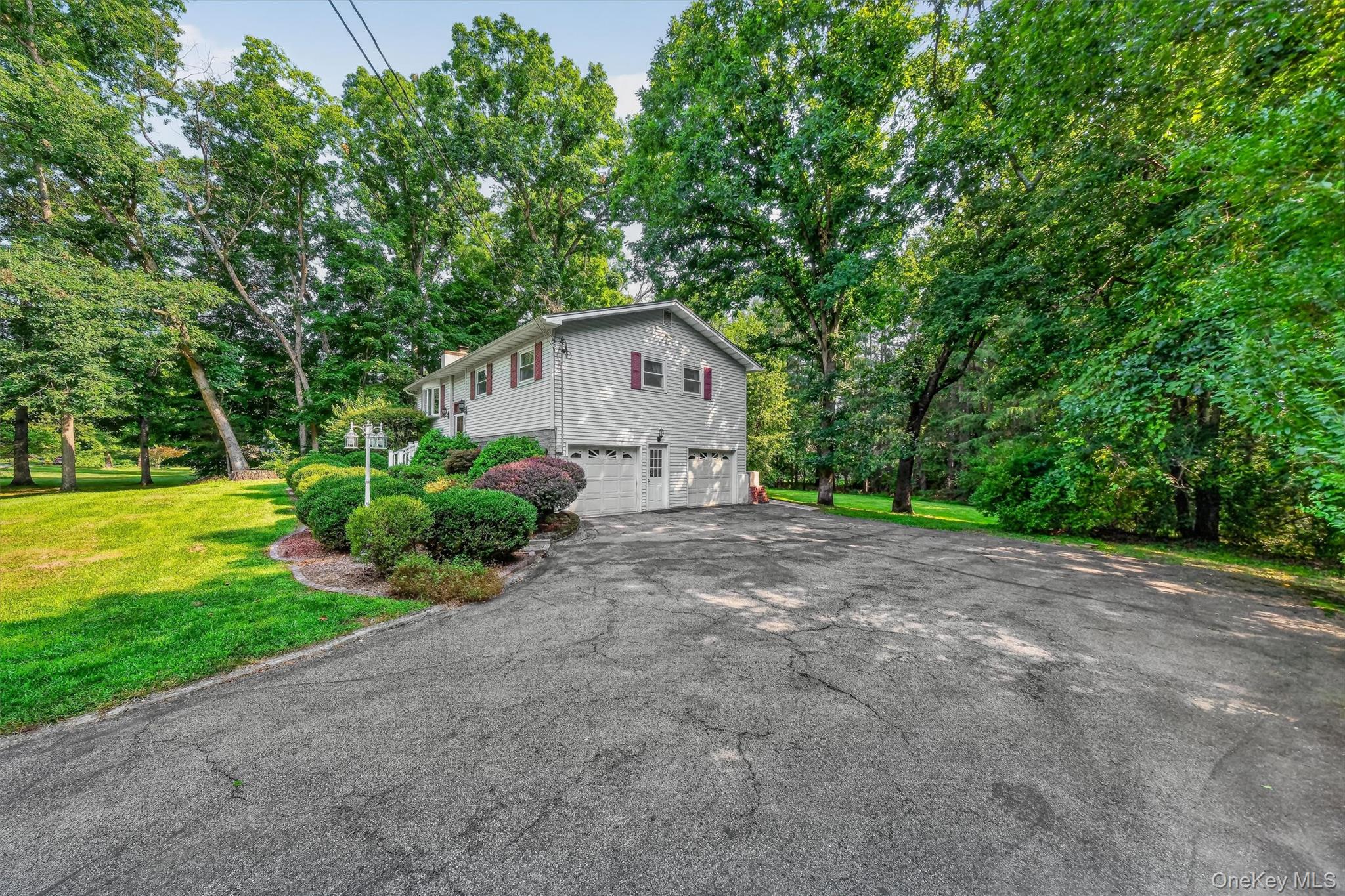 37 Julie Drive – For Sale photo 35