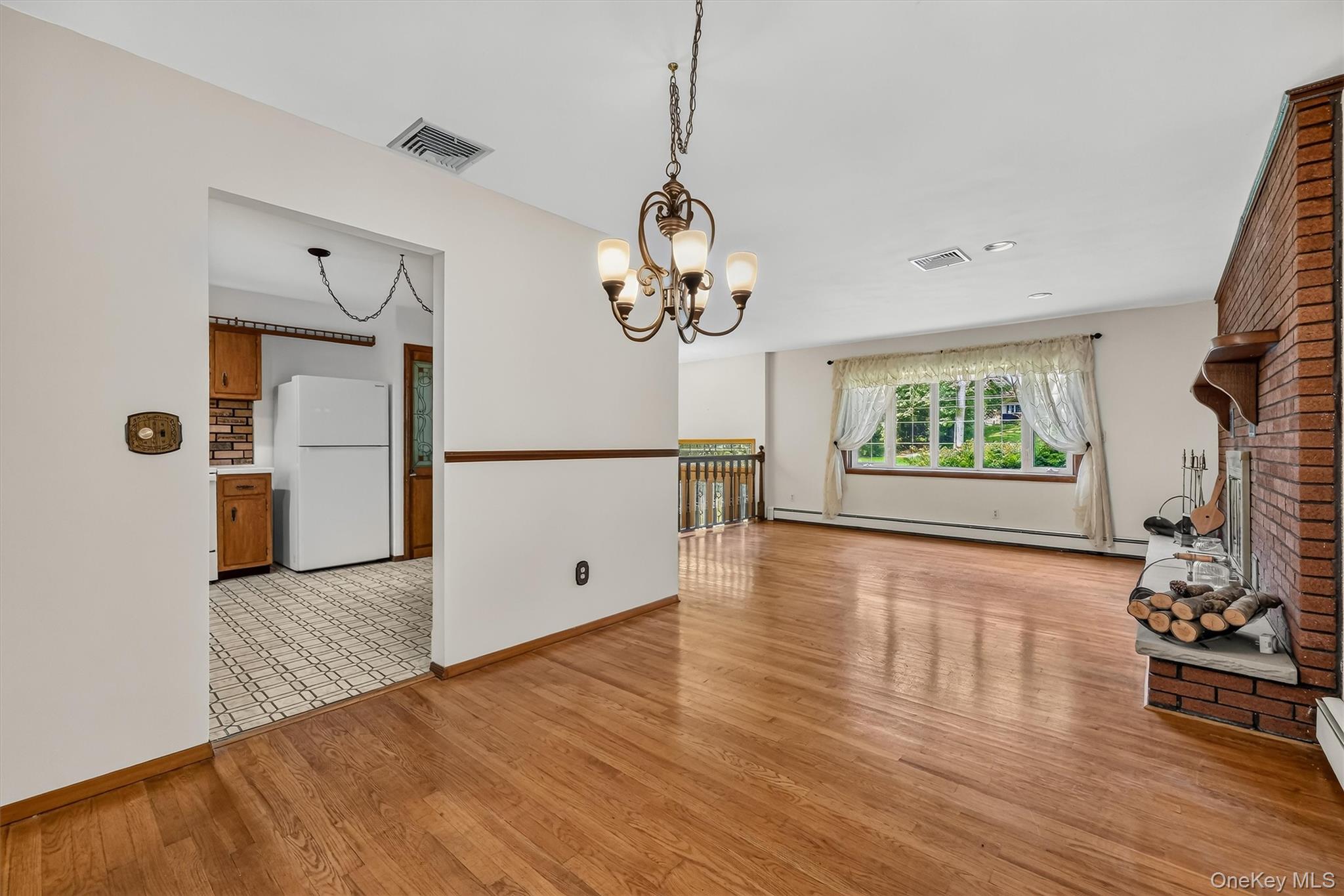 37 Julie Drive – For Sale photo 11