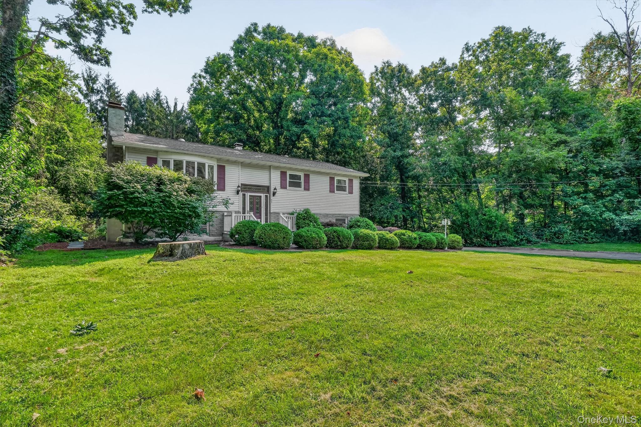 37 Julie Drive – For Sale photo 32